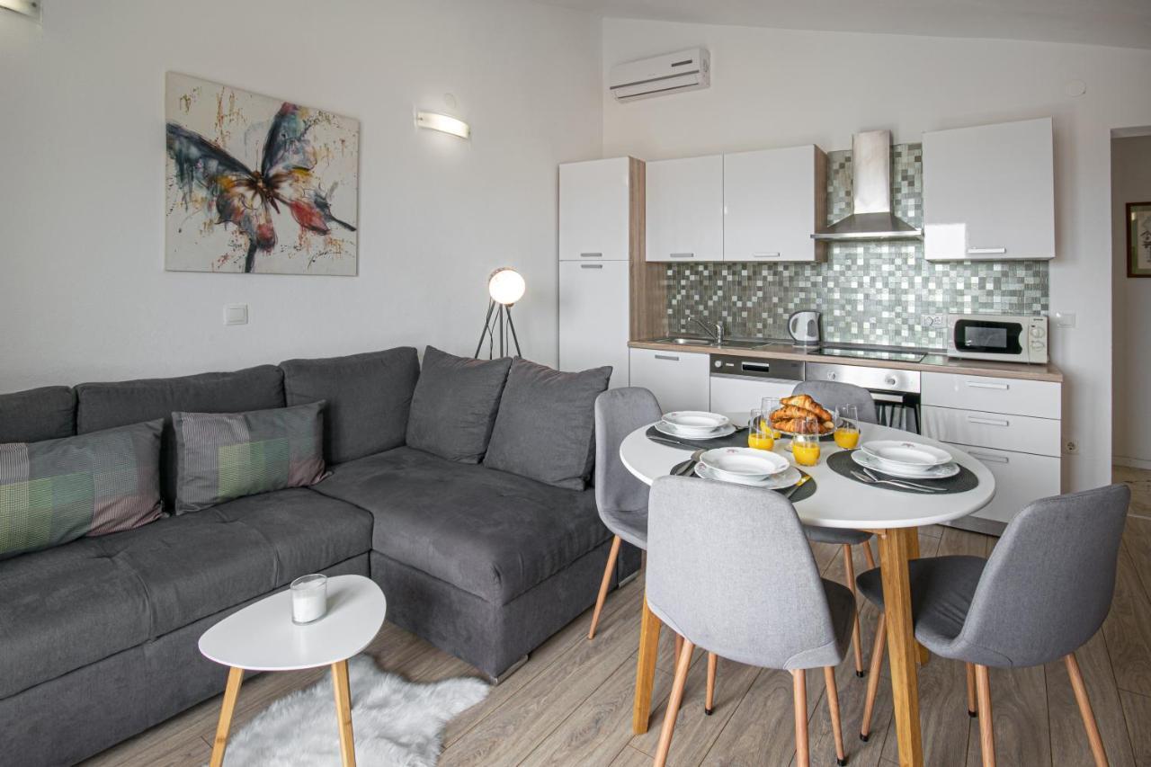 Apartments Villa Luce Makarska Zewnętrze zdjęcie